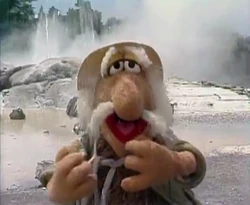 FraggleRock-Intl-UncleTravelingMatt-Geyser