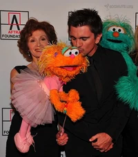 Juanes & Zoe2010 AFTRA Awards