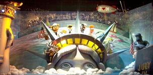 Macy's windows 2002 n.jpg (183 KB)