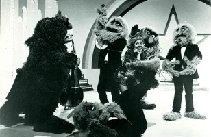 Uggams02.jpg (1.42 MB)