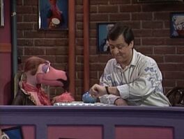 2447-01.jpg (61 KB) "Waiting for Maria"