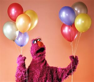 Telly represents the number nine with nine balloons in the book .