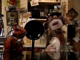 Clueless Morgan and Polly Lobster, bartenders in "At the Bar" sketches.