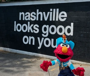 Elmo Slimey Nashville 2025.jpg (210 KB)