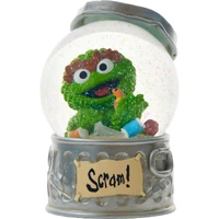 Precious Moments Sesame snowglobe-Oscar1.jpg (247 KB) Precious Moments snowglobe