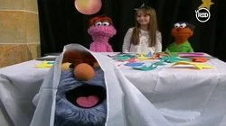 LolaPanchoDanielaMultimuppetBoyMuralofOuterSpace