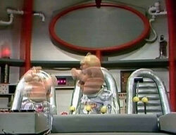 Pigsinspace324.jpg