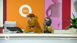 Fozzie and Gonzo wait for a customer to call