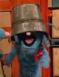 TuckerTutter.jpg (48 KB) Yukker Tutter