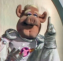 Captain Link HogthrobPigs in Space (1977)