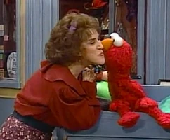 Ruth Buzzi (Ruthie) & ElmoSesame Street Episode 3369