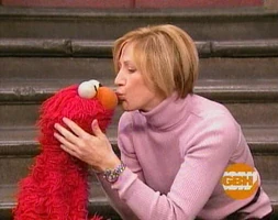 Edie Falco & ElmoSesame Street Episode 3995