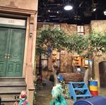 47.jpg (166 KB) Rosita and Prairie Dawn on set filming season 47.