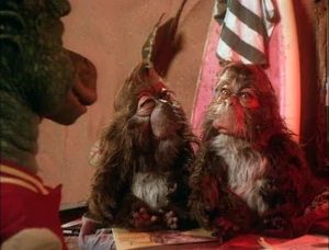 Endangered: Grapdelites on Dinosaurs