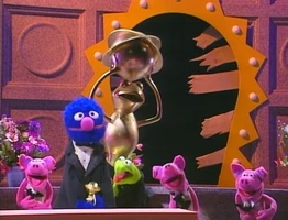 Song.frogyear.jpg (112 KB) "Frog of the Year"