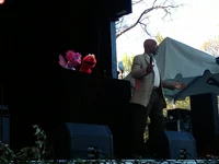 WhiteHouseEasterEggRoll2012.jpg (157 KB) Gordon with Elmo and Abby Cadabby at the 2012 Easter Egg Roll