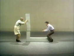 Bob and Hooper assemble L