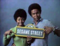 ClosingSign-SusanGordonSS-0579