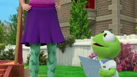 Miss Nanny in tights donning the character
