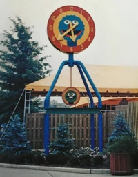 Sesame Place Grover clock.jpg (320 KB) Grover clock