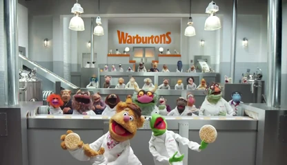 Goof: Link Hogthrob appears twice in the beginning of the song: in the second and back row (both in the same clothes).