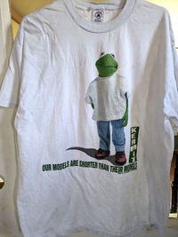 Wild Oats Muppet tshirt-Kermit model