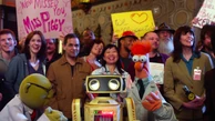 TheMuppets-(2011)-Finale-Bunsen&80sRobot&Beaker