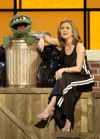 Vieira performs with Oscar the Grouch during a tribute to Sesame Street at the 31st Daytime Emmy Awards in 2004.