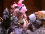 3459squirelles.jpg (72 KB)