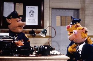 TMS319-BearOnPatrol2.jpg (180 KB)