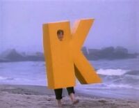 K on the beach (First: Episode 3554)