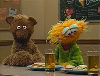 3739e.jpg (193 KB) Zoe as GinaSesame Street Episode 3739