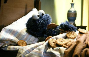 Cookie-monster-bedtime