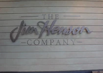 Hensonsign.jpg (60 KB)