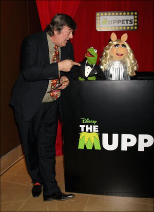 Stephenfry muppets2012