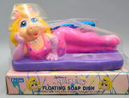 Ducair 1991 piggy soap dish