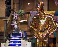 C-3PO and R2-D2 on The Muppet Show