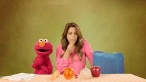 Maity Interiano-Sesame Amigos