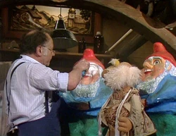 DieFraggles-UncleTravelingMatt-Ep404