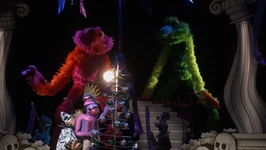 The Bossmen perform in "Cirque du So Lamé"