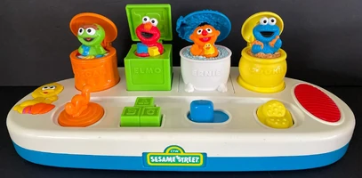 FP Pop-Up Pals 1999.jpg (716 KB) Pop-Up Pals toys