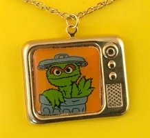 Femic oscar tv pendant.jpg (315 KB)