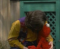 Rosie O'Donnell & ElmoSesame Street segment (season 25)