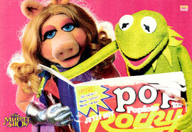 Pop-Rocky-Piggy&KermitPoster(30percent).jpg (1.12 MB) Miss Piggy & Kermit 1981 size DIN A3