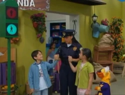 BarónPúrpuraManuelDanielaPoliceOfficerStreetSafety