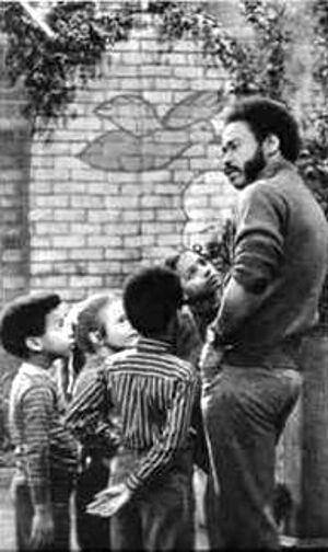 GordonandtheKids.jpg