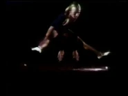 Over, under (First: Episode 0517)