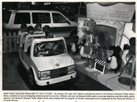 Miss Piggy and the Penguins