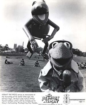 Bw-kermit-balloon-1977