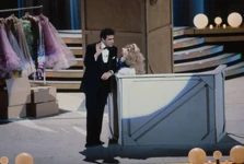 100Stars-1982b.jpg (37 KB)